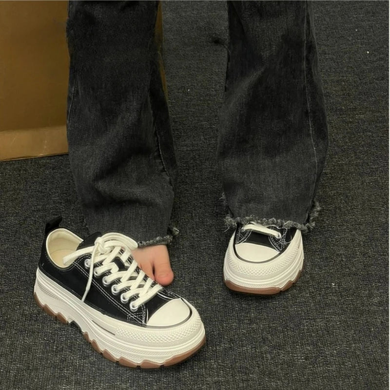 Baskets Rondes à Semelle Optique pour Femme