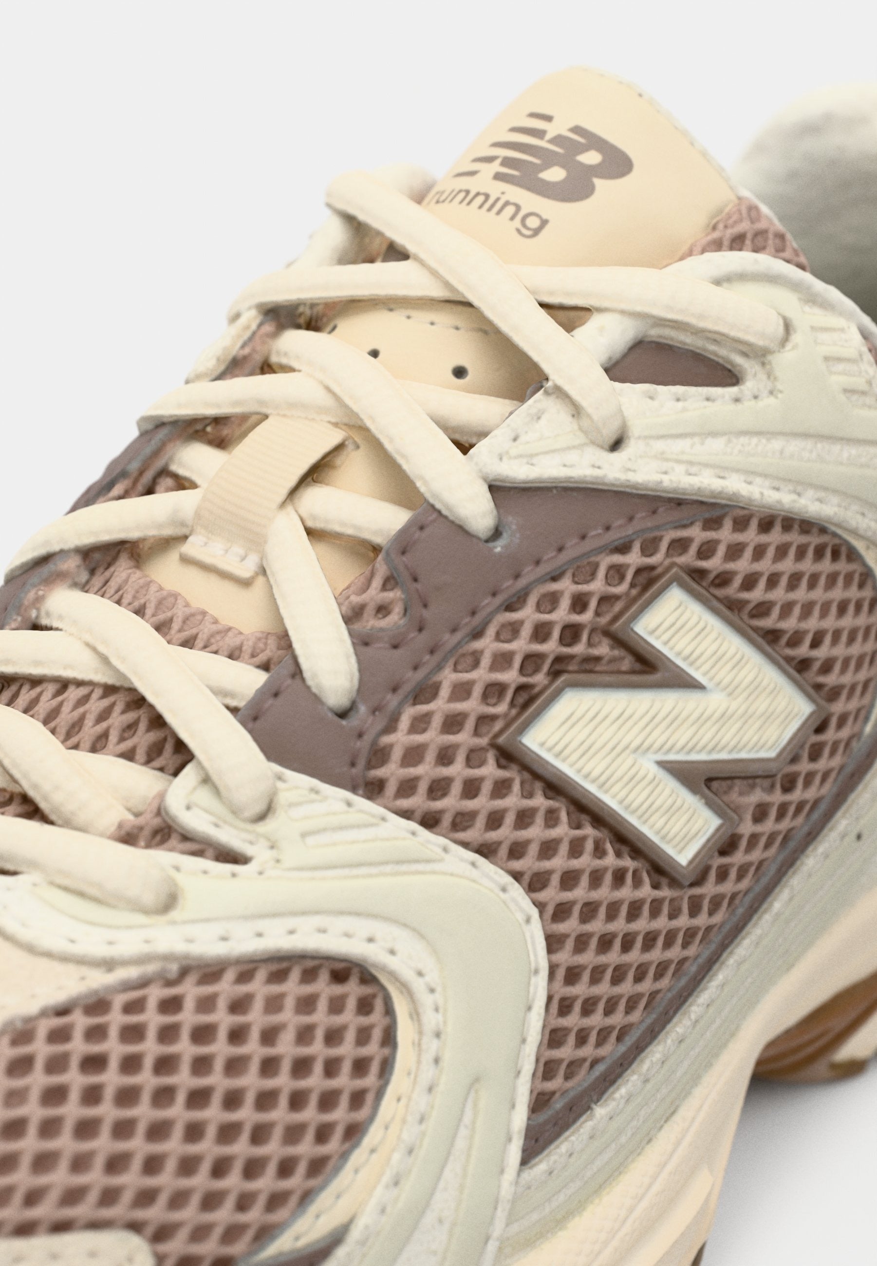 U530 - Baskets basses - bisque